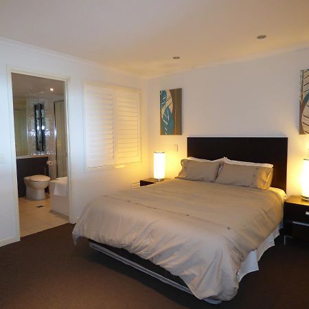 Marina View Apartment Airlie Beach Bagian luar foto