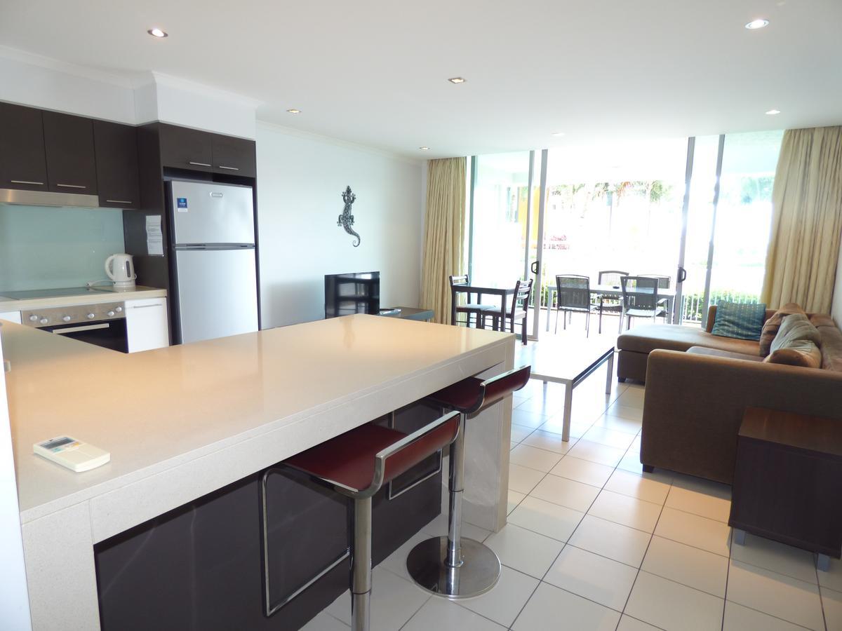 Marina View Apartment Airlie Beach Bagian luar foto