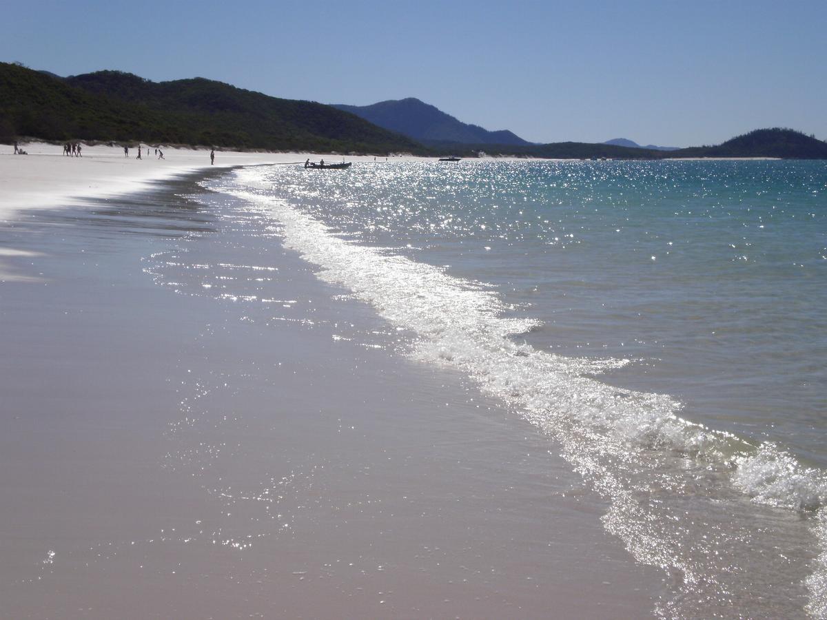 Marina View Apartment Airlie Beach Bagian luar foto